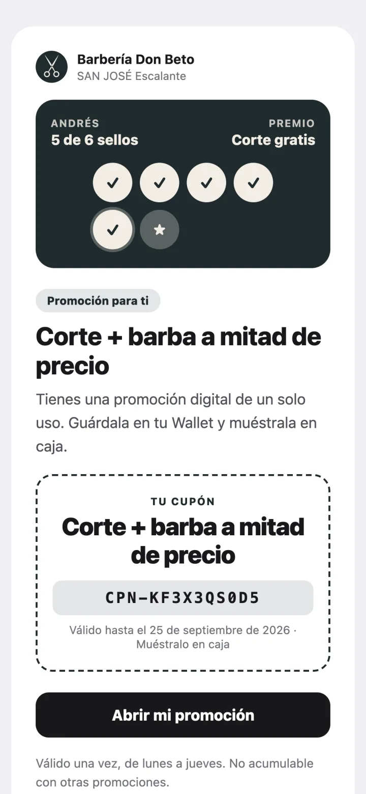 Correo de un cupón digital en el celular: tarjeta de sellos del cliente, cupón «Corte + barba a mitad de precio» con su código único, fecha de vencimiento y botón Abrir mi promoción